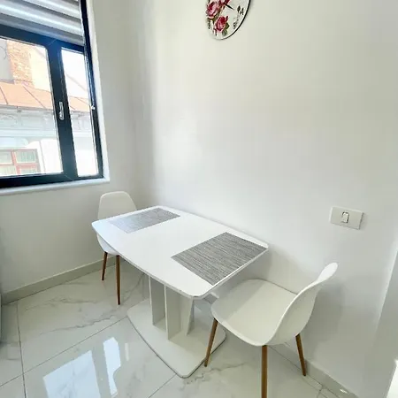 Bliss 1 Бухарест